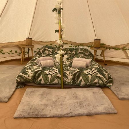 فندق سكيغنيسفي  Luxury Glamping At The Riverside المظهر الخارجي الصورة