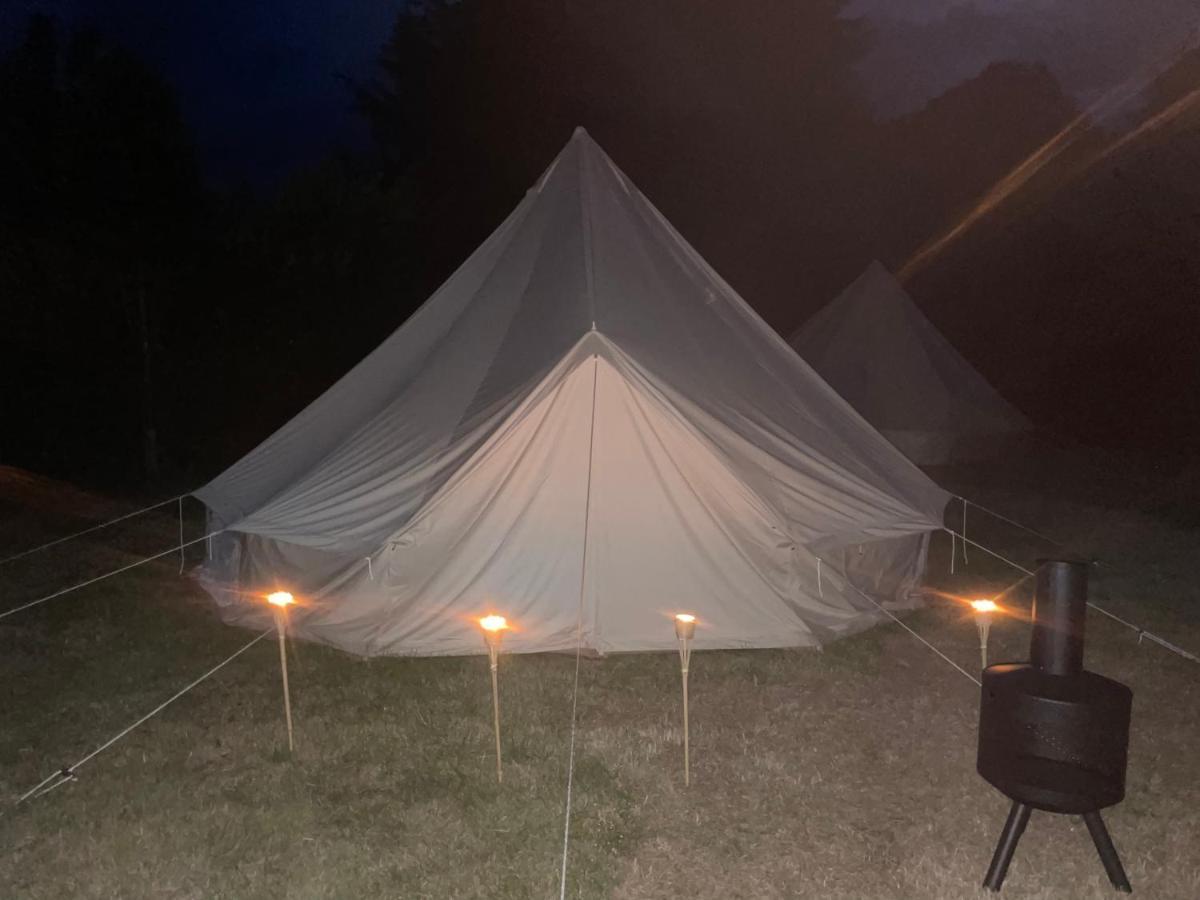 فندق سكيغنيسفي  Luxury Glamping At The Riverside المظهر الخارجي الصورة