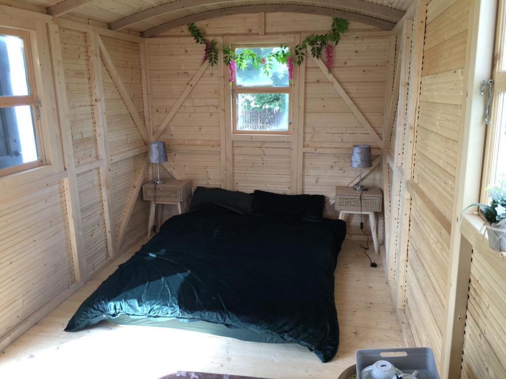فندق سكيغنيسفي  Luxury Glamping At The Riverside المظهر الخارجي الصورة